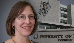 Dr. Maria Brooks Receives Provost’s Award for Excellence in Doctoral Mentoring